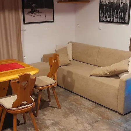 Apartman Apartma In Jezerci Gozd Martuljek