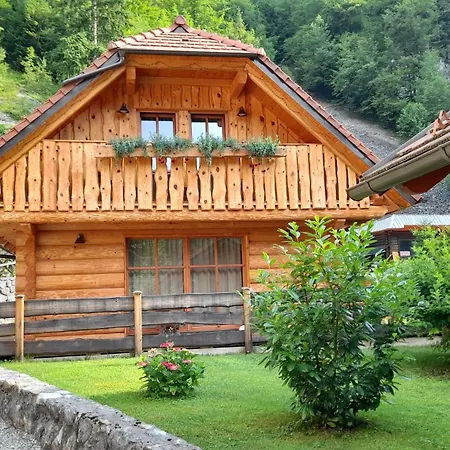 Apartment Apartma In Jezerci *