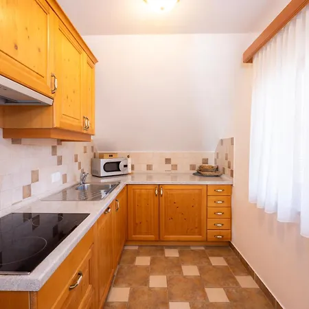Apartma In Jezerci Apartman Gozd Martuljek