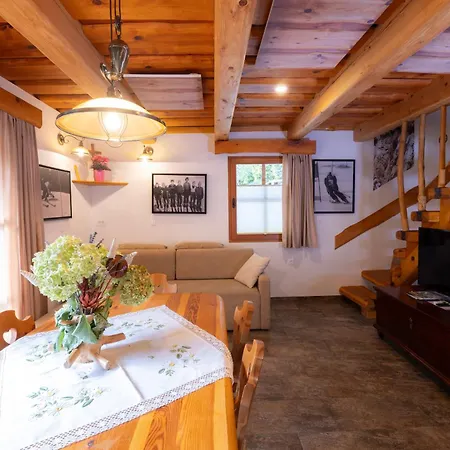 Apartma In Jezerci Gozd Martuljek