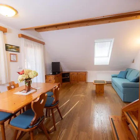 Apartma In Jezerci Gozd Martuljek