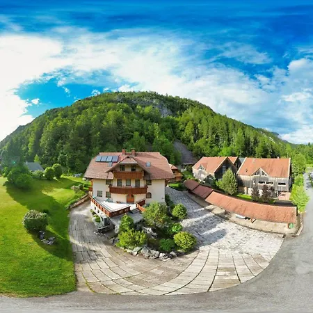 Apartma In Jezerci * Gozd Martuljek