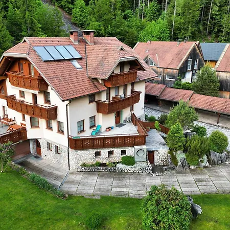 Apartma In Jezerci *