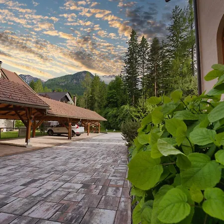 Apartma In Jezerci *