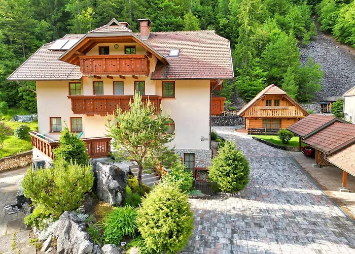 Apartma In Jezerci Gozd Martuljek